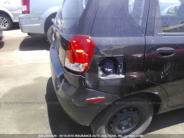KL1TD66686B590873 - 2006 CHEVROLET AVEO LS BLACK photo 6