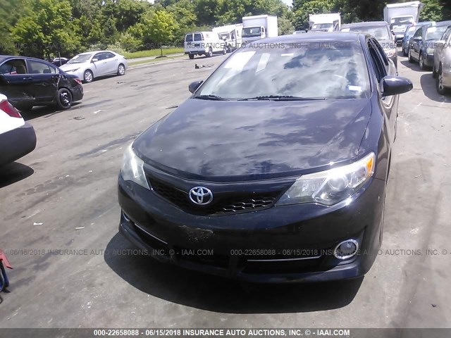 4T1BF1FK6CU047841 - 2012 TOYOTA CAMRY SE/LE/XLE 黑色 照片 6