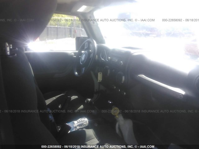 1C4AJWAGXCL159059 - 2012 JEEP WRANGLER SPORT თეთრი ფოტო 5