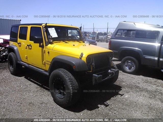 1C4BJWDG9FL588598 - 2015 JEEP WRANGLER UNLIMITE SPORT YELLOW photo 1