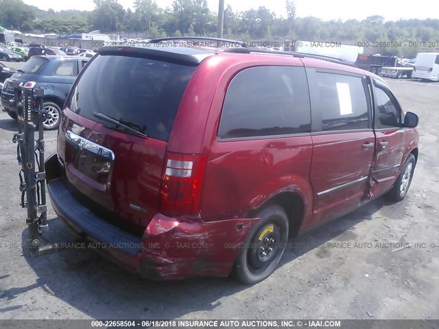 1D8HN44H98B148631 - 2008 DODGE GRAND CARAVAN SE RED photo 4