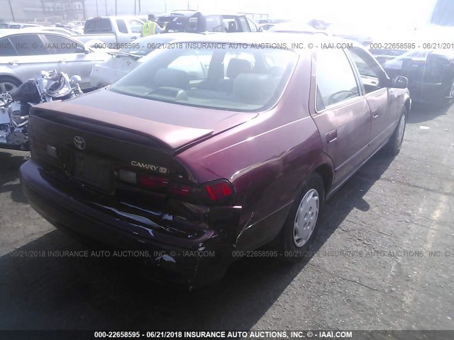 4T1BG22K9XU501496 - 1999 TOYOTA CAMRY CE/LE/XLE MAROON photo 4