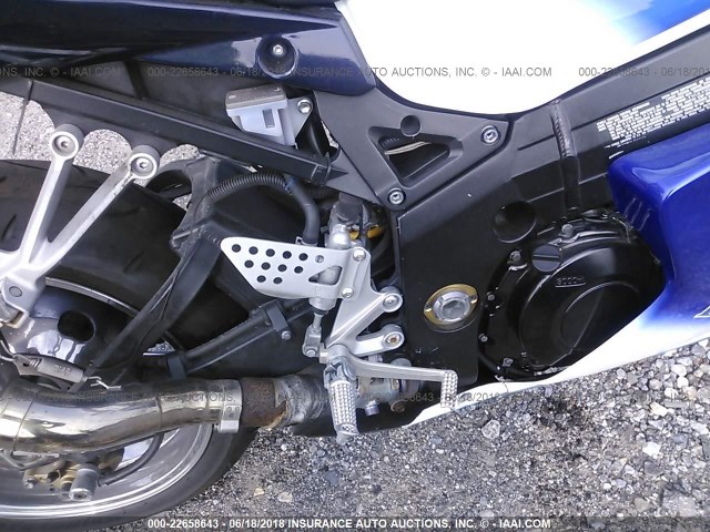 JS1GT75A632101076 - 2003 SUZUKI GSX-R1000 BLUE photo 8