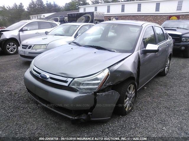 1FAHP35N48W238789 - 2008 FORD FOCUS SE/SEL/SES GRAY photo 2