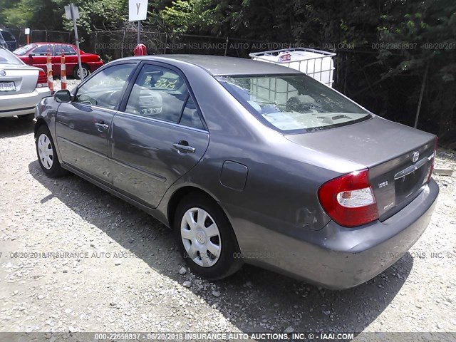 4T1BE32K14U889301 - 2004 TOYOTA CAMRY LE/XLE/SE ნაცრისფერი ფოტო 3