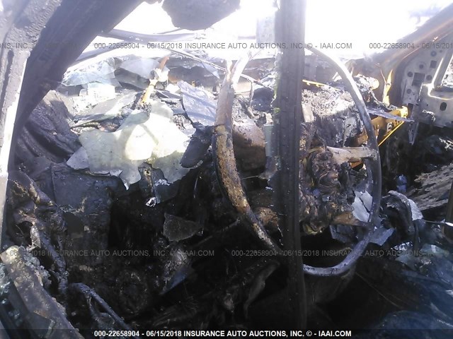 5LMJJ2H51AEJ10498 - 2010 LINCOLN NAVIGATOR WHITE photo 7