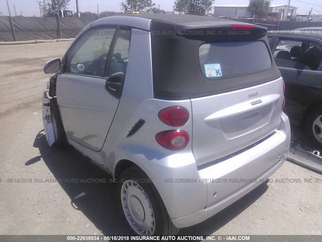 WMEEK3BA1CK560093 - 2012 SMART FORTWO PASSION SILVER photo 3