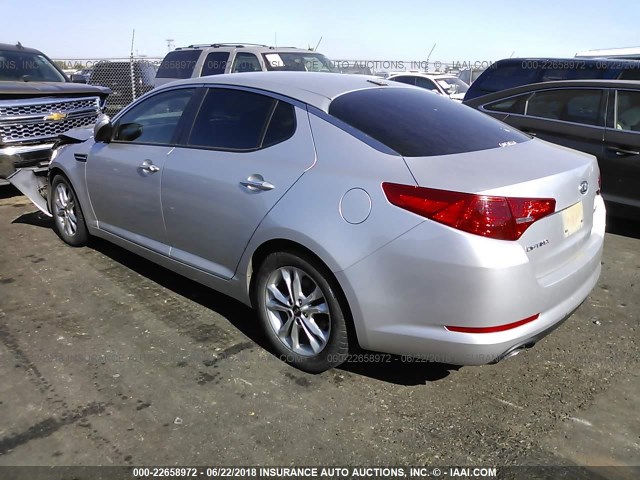 KNAGN4A70B5120953 - 2011 KIA OPTIMA EX/SX SILVER photo 3