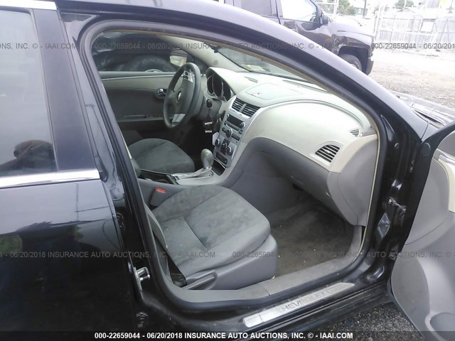 1G1ZG57B79F229219 - 2009 CHEVROLET MALIBU LS BROWN photo 5