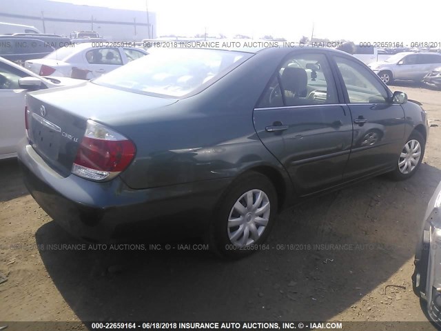 4T1BE32K25U009790 - 2005 TOYOTA CAMRY LE/XLE/SE მწვანე ფოტო 4
