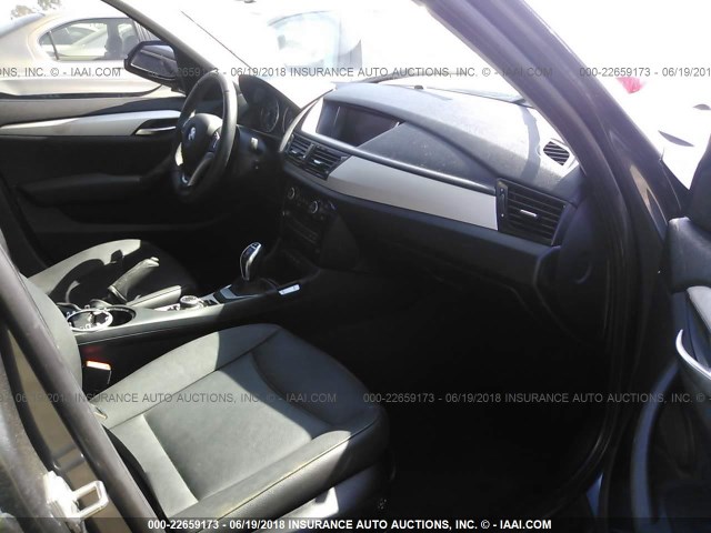 WBAVL1C57FVY29151 - 2015 BMW X1 XDRIVE28I ნაცრისფერი ფოტო 5