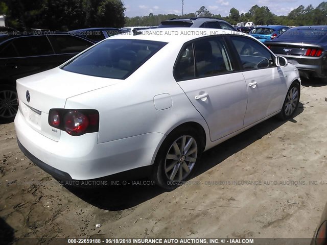 3VWRA7AJ9AM100193 - 2010 VOLKSWAGEN JETTA WOLFSBURG 白色 照片 4