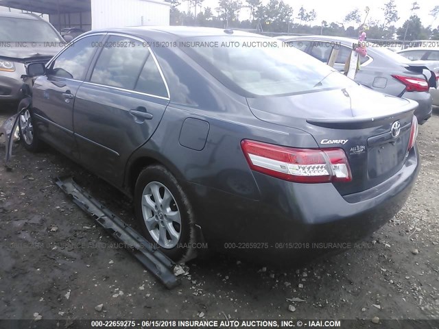 4T1BF3EK7BU656271 - 2011 TOYOTA CAMRY SE/LE/XLE 灰色 照片 3