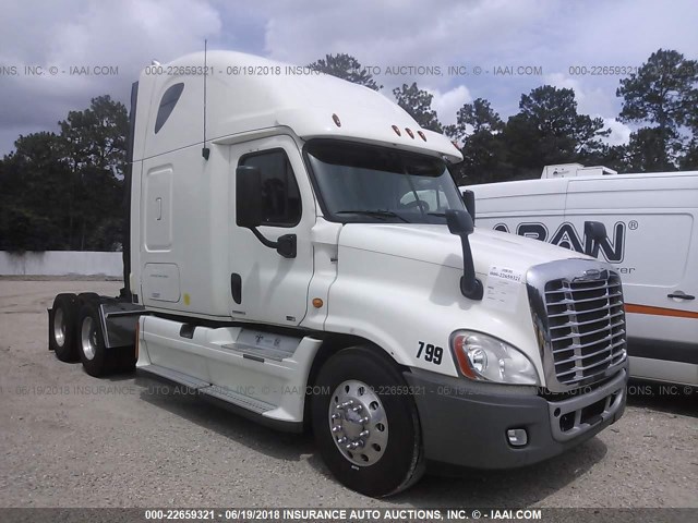 1FUJGLDR3CSBD4060 - 2012 FREIGHTLINER CASCADIA 125  WHITE photo 1