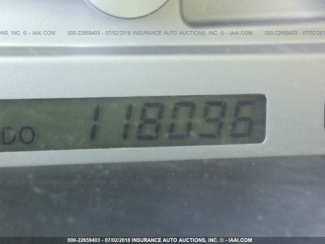 4T1BE32KX3U696580 - 2003 TOYOTA CAMRY LE/XLE/SE ვერცხლისფერი ფოტო 7