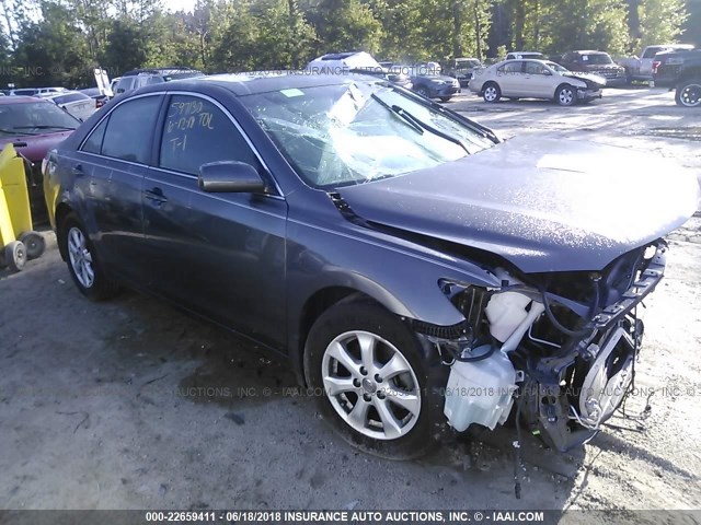 4T4BF3EK5BR211677 - 2011 TOYOTA CAMRY SE/LE/XLE GRAY photo 1