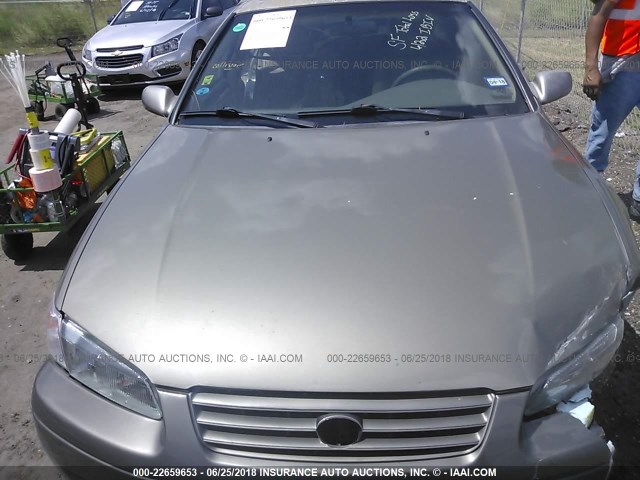 JT2BF22K3X0191885 - 1999 TOYOTA CAMRY LE/XLE TAN photo 6
