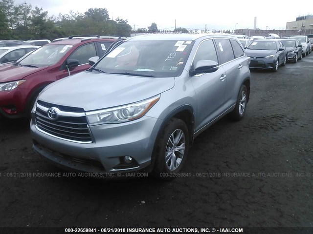 5TDJKRFH9FS171481 - 2015 TOYOTA HIGHLANDER XLE ვერცხლისფერი ფოტო 2