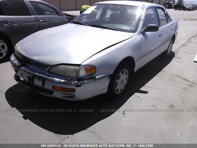 JT2SK11E2S0320614 - 1995 TOYOTA CAMRY DX SILVER photo 2