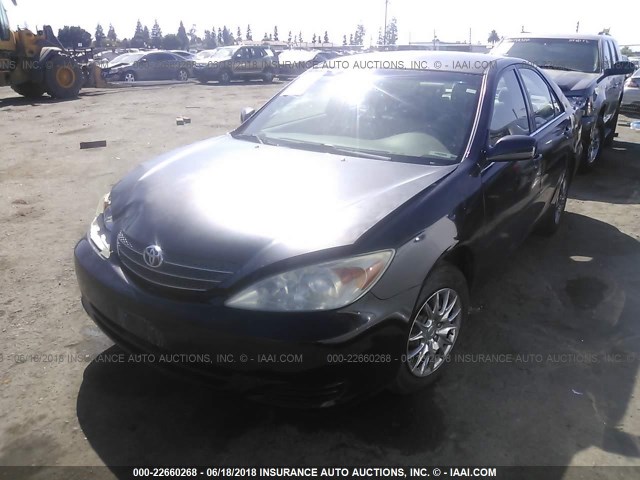 4T1BE30KX4U299231 - 2004 TOYOTA CAMRY LE/XLE/SE შავი ფოტო 2