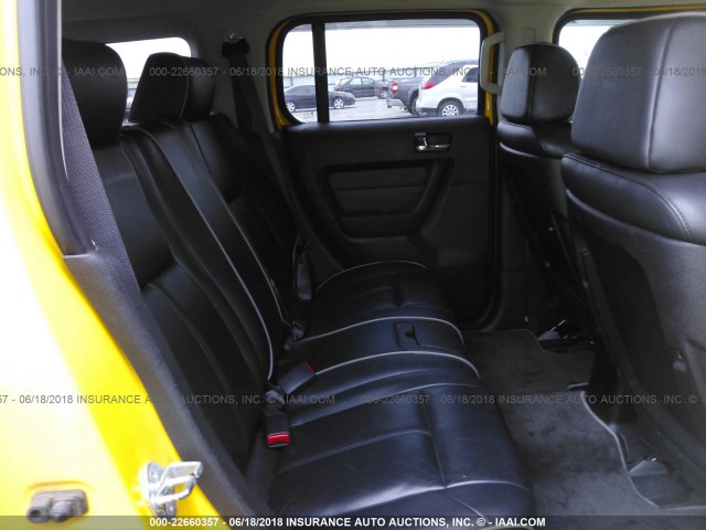 5GTDN136768331198 - 2006 HUMMER H3 YELLOW photo 8