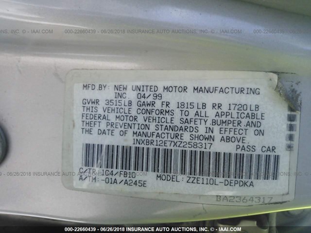 1NXBR12E7XZ258317 - 1999 TOYOTA COROLLA VE/CE/LE 银色 照片 9