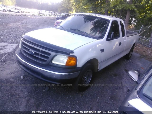 2FTRX17W04CA79140 - 2004 FORD F-150 HERITAGE CLASSIC WHITE photo 2