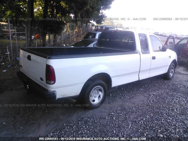 2FTRX17W04CA79140 - 2004 FORD F-150 HERITAGE CLASSIC WHITE photo 4