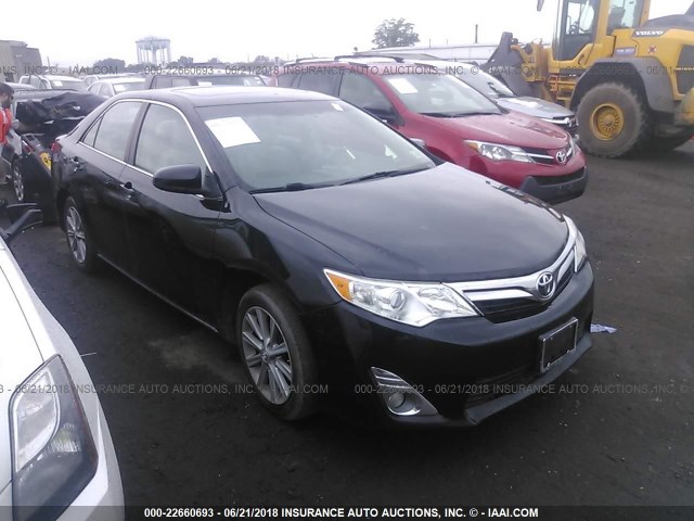 4T4BF1FK9ER404874 - 2014 TOYOTA CAMRY L/SE/LE/XLE 黑色 照片 1