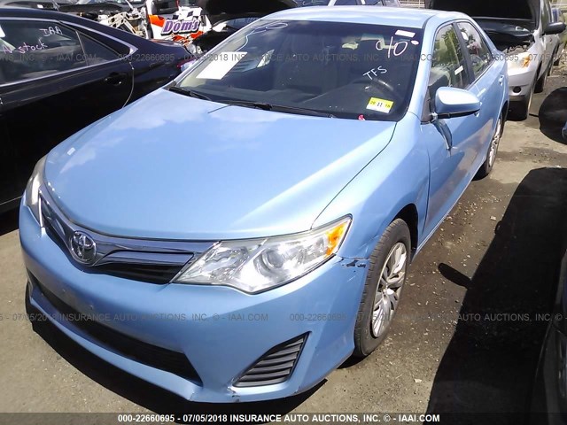 4T4BF1FK2CR159722 - 2012 TOYOTA CAMRY SE/LE/XLE 蓝色 照片 2