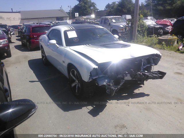 2C3CDZAT9FH822092 - 2015 DODGE CHALLENGER SXT WHITE photo 1