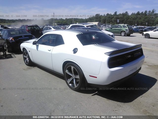 2C3CDZAT9FH822092 - 2015 DODGE CHALLENGER SXT WHITE photo 3