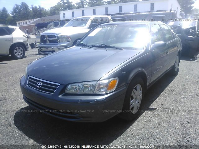 4T1BG22K51U818473 - 2001 TOYOTA CAMRY CE/LE/XLE GRAY photo 2