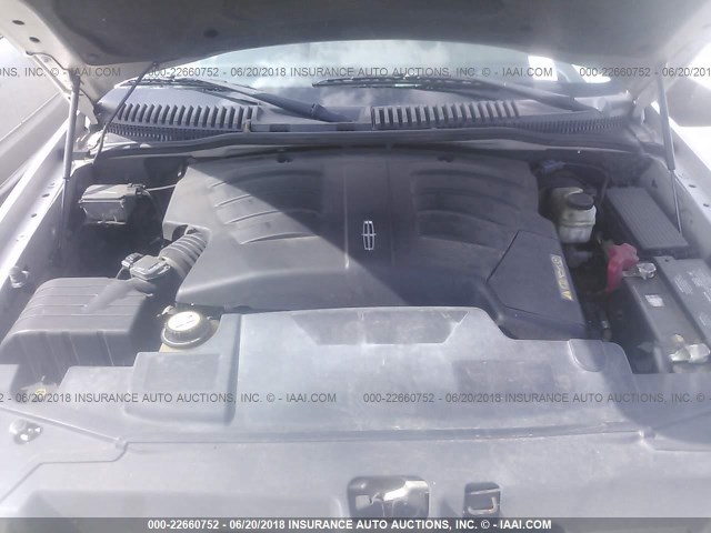 5LMEU88H94ZJ39640 - 2004 LINCOLN AVIATOR SILVER photo 10