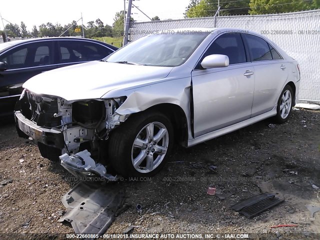 4T1BE46K49U872497 - 2009 TOYOTA CAMRY SE/LE/XLE ნაცრისფერი ფოტო 2