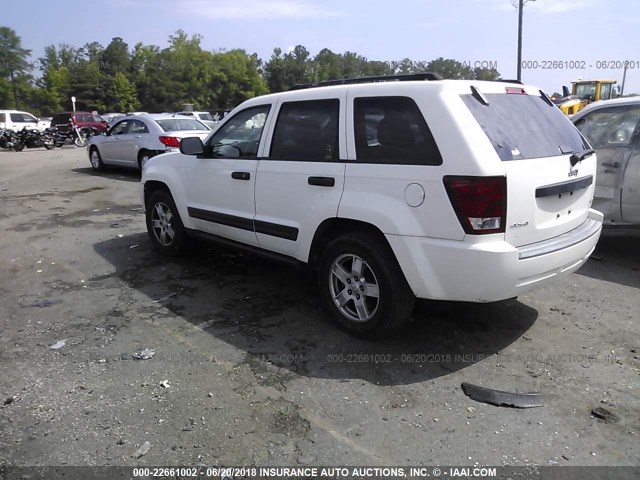 1J4GR48K35C693938 - 2005 JEEP GRAND CHEROKEE LAREDO/COLUMBIA/FREEDOM 白色 照片 3