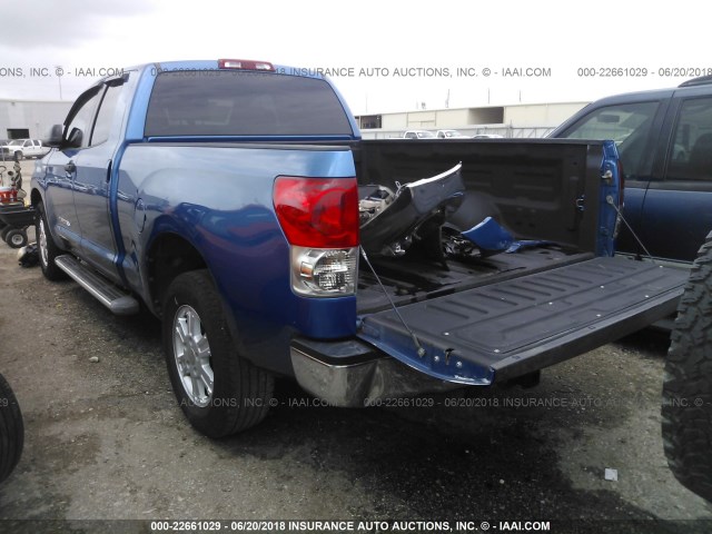 5TFRV54158X060335 - 2008 TOYOTA TUNDRA DOUBLE CAB/DOUBLE CAB SR5 BLUE photo 3