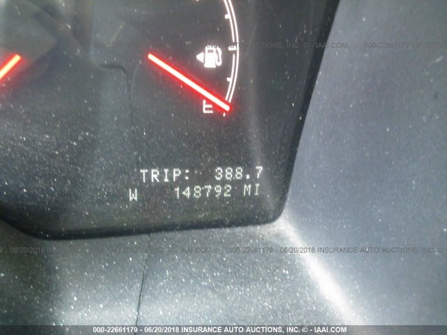 5LMFU28R93LJ20792 - 2003 LINCOLN NAVIGATOR 银色 照片 7