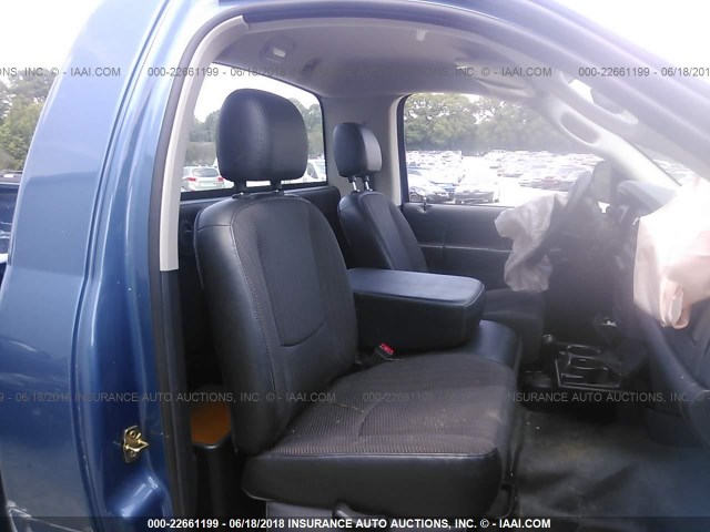 3D7KU26D74G127869 - 2004 DODGE RAM 2500 ST/SLT 蓝色 照片 8