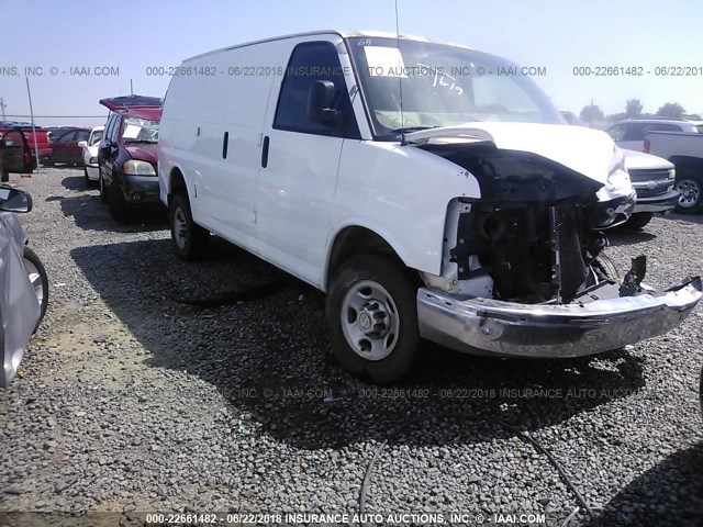 1GCGG25V961184495 - 2006 CHEVROLET EXPRESS G2500  WHITE photo 1