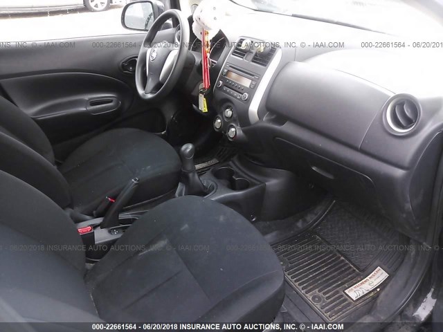 3N1CE2CP0EL431163 - 2014 NISSAN VERSA NOTE S/S PLUS/SV/SL BLACK photo 5