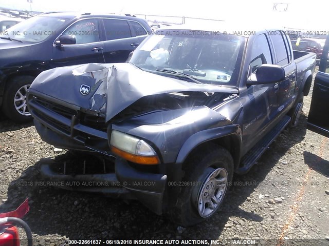 1B7HG38X02S605094 - 2002 DODGE DAKOTA QUAD SPORT/QUAD R/T GRAY photo 2