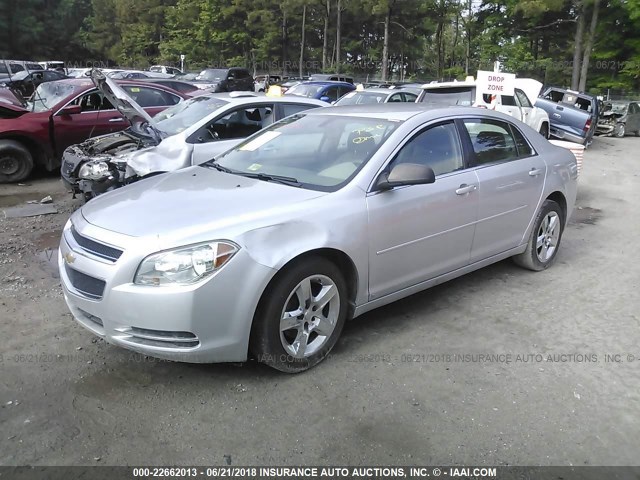 1G1ZG57BX9F233104 - 2009 CHEVROLET MALIBU LS SILVER photo 2