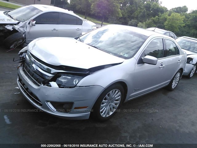 3FADP0L36BR145538 - 2011 FORD FUSION HYBRID SILVER photo 2