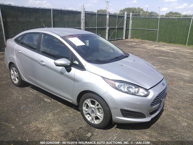 3FADP4BJ5FM213452 - 2015 FORD FIESTA SE SILVER photo 1