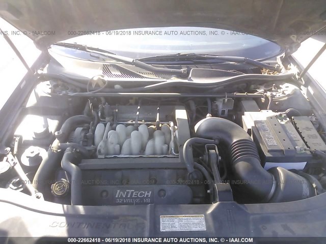 1LNFM97VXWY604200 - 1998 LINCOLN CONTINENTAL  Koyu mavi fotoğraf 10