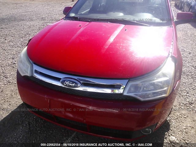 1FAHP35N38W265210 - 2008 FORD FOCUS SE/SEL/SES RED photo 6