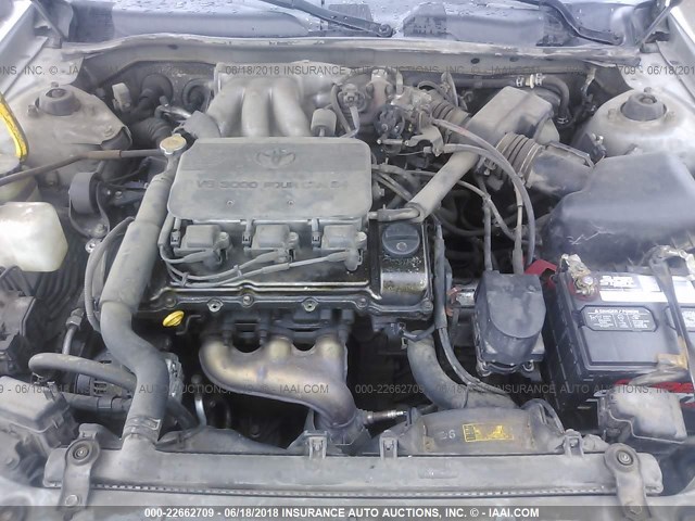 JT2BF22KX10294972 - 2001 TOYOTA CAMRY CE/LE/XLE 银色 照片 10