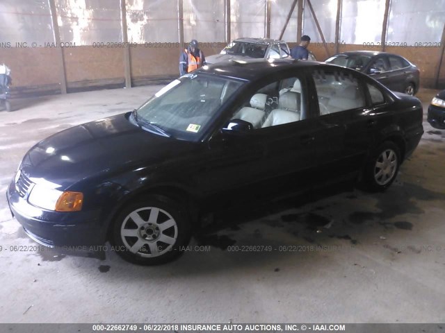 WVWPD63B8WE388092 - 1998 VOLKSWAGEN PASSAT GLX 黑色 照片 2