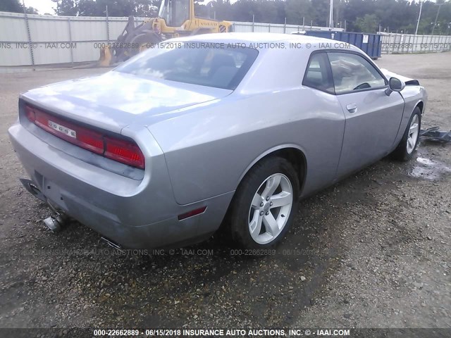 2C3CDYAG6EH294149 - 2014 DODGE CHALLENGER SXT GRAY photo 4